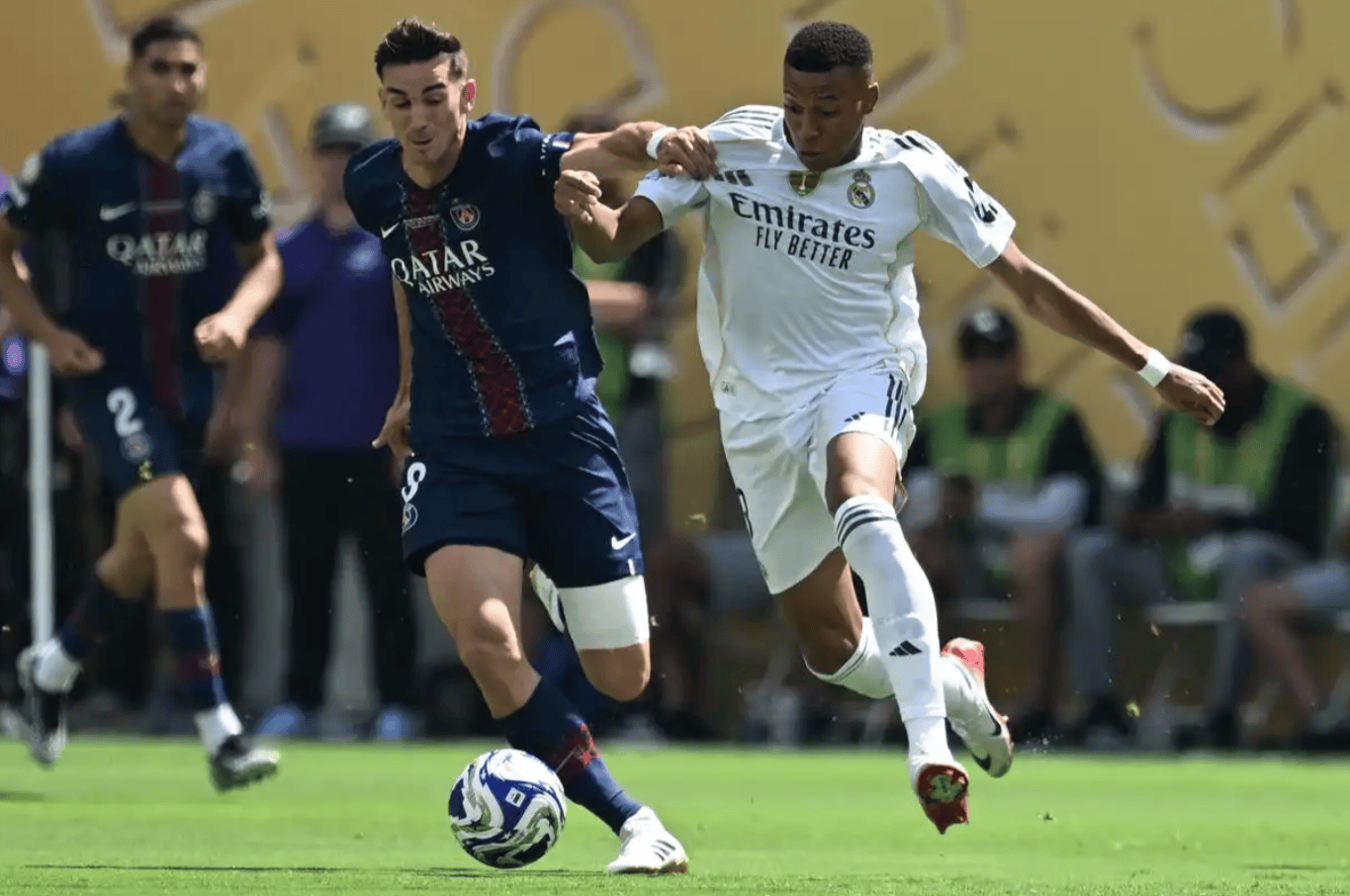 九游-今晚体能课后；瓦伦西亚官宣签约备战法国杯；态度坚定；阵容厚度经受考验(瓦伦西亚理工大学)