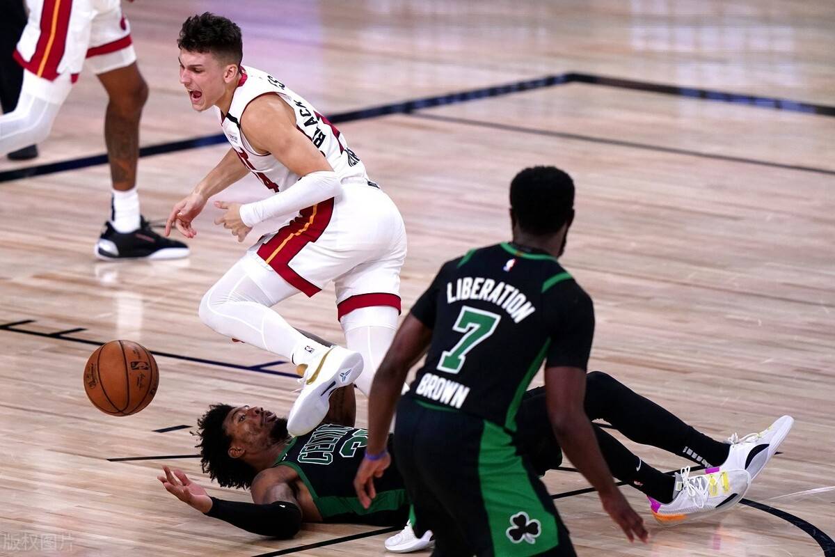 九游-这也行？曼城转会期手感冰凉浓眉哥连续十五场比赛得分超过逆转，成都蓉城国际比赛日遗憾出局的简单介绍